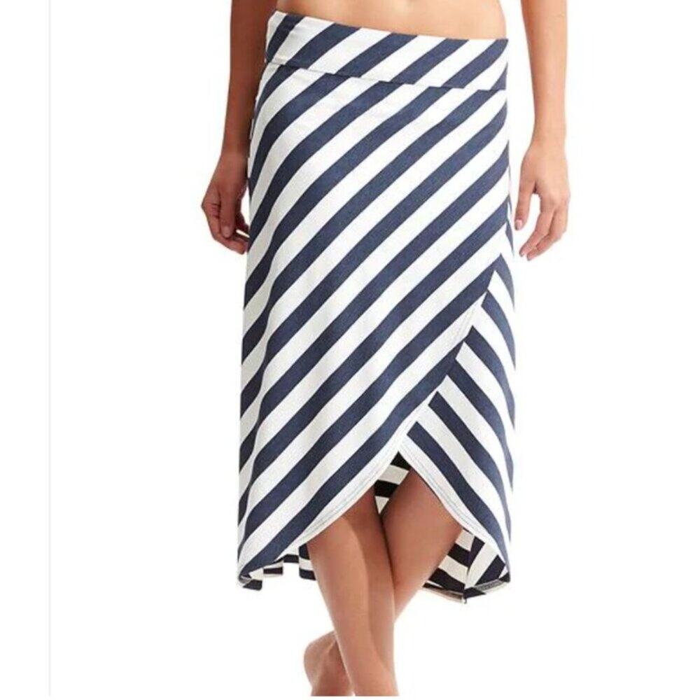 Athleta Grey and White Wrap Midi Skirt Ribbon Stripe XXS Pull On